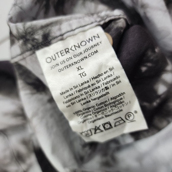 Outerknown BBQ Shirt in Galaxy Men's Button Up Short Sleeve Size XL NWT - Picture 4 of 6